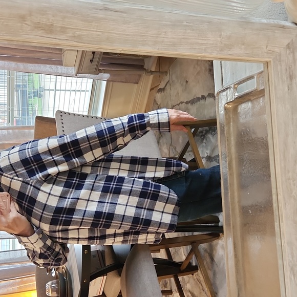 Old Navy - Picture 3 of 6